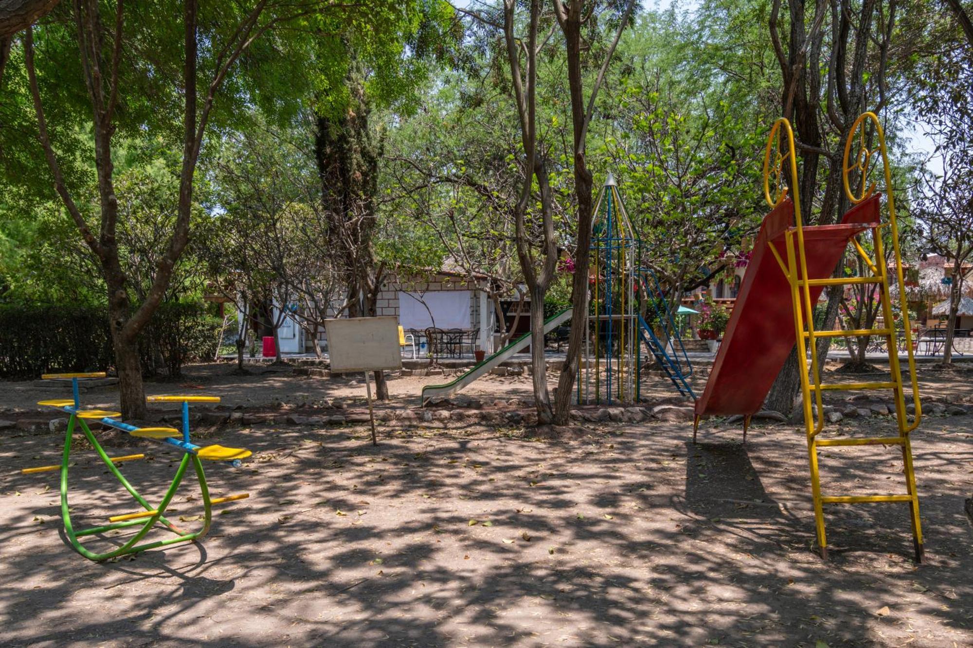 Atotonilco Hotel & Club Exterior photo
