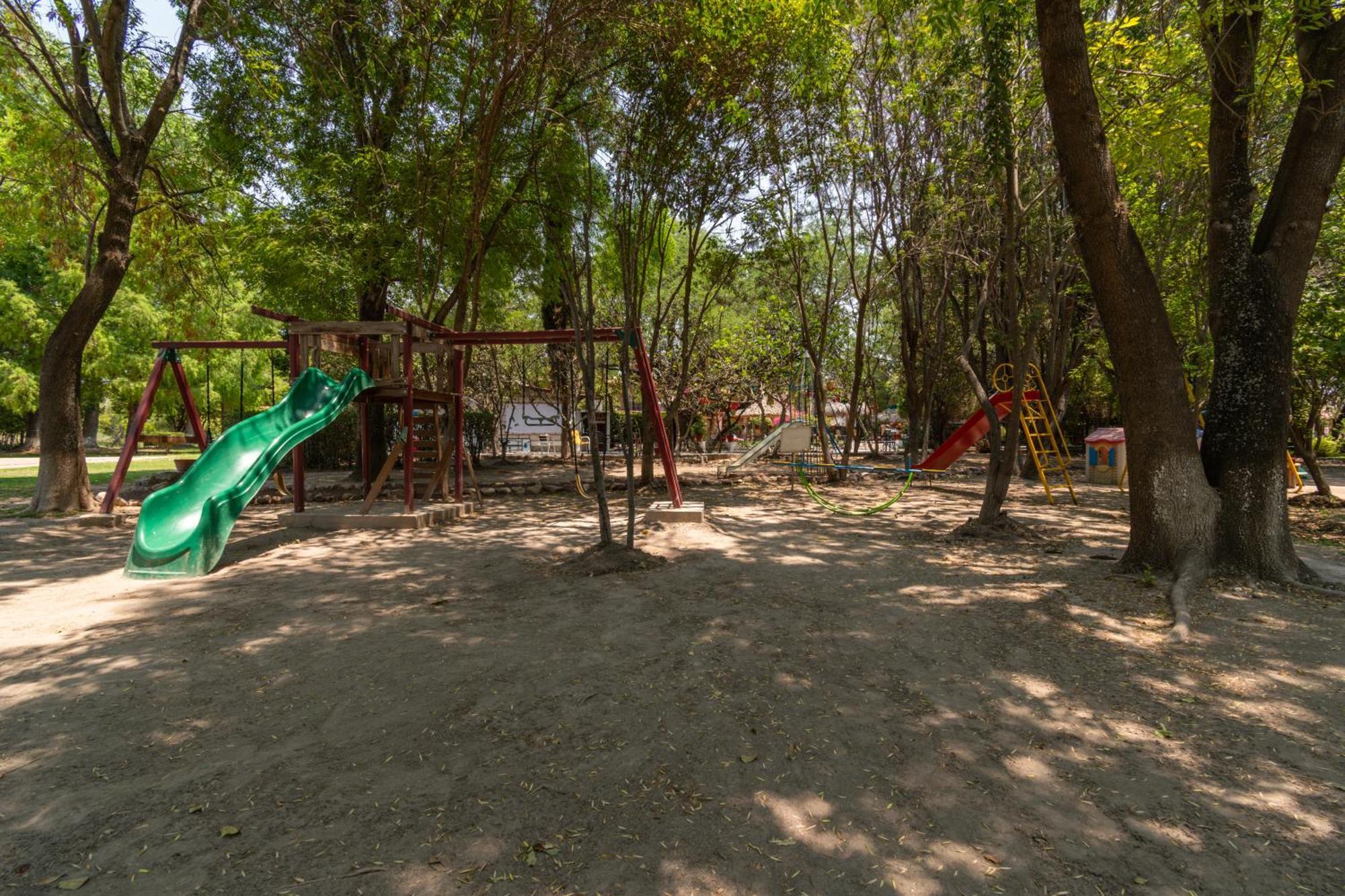 Atotonilco Hotel & Club Exterior photo